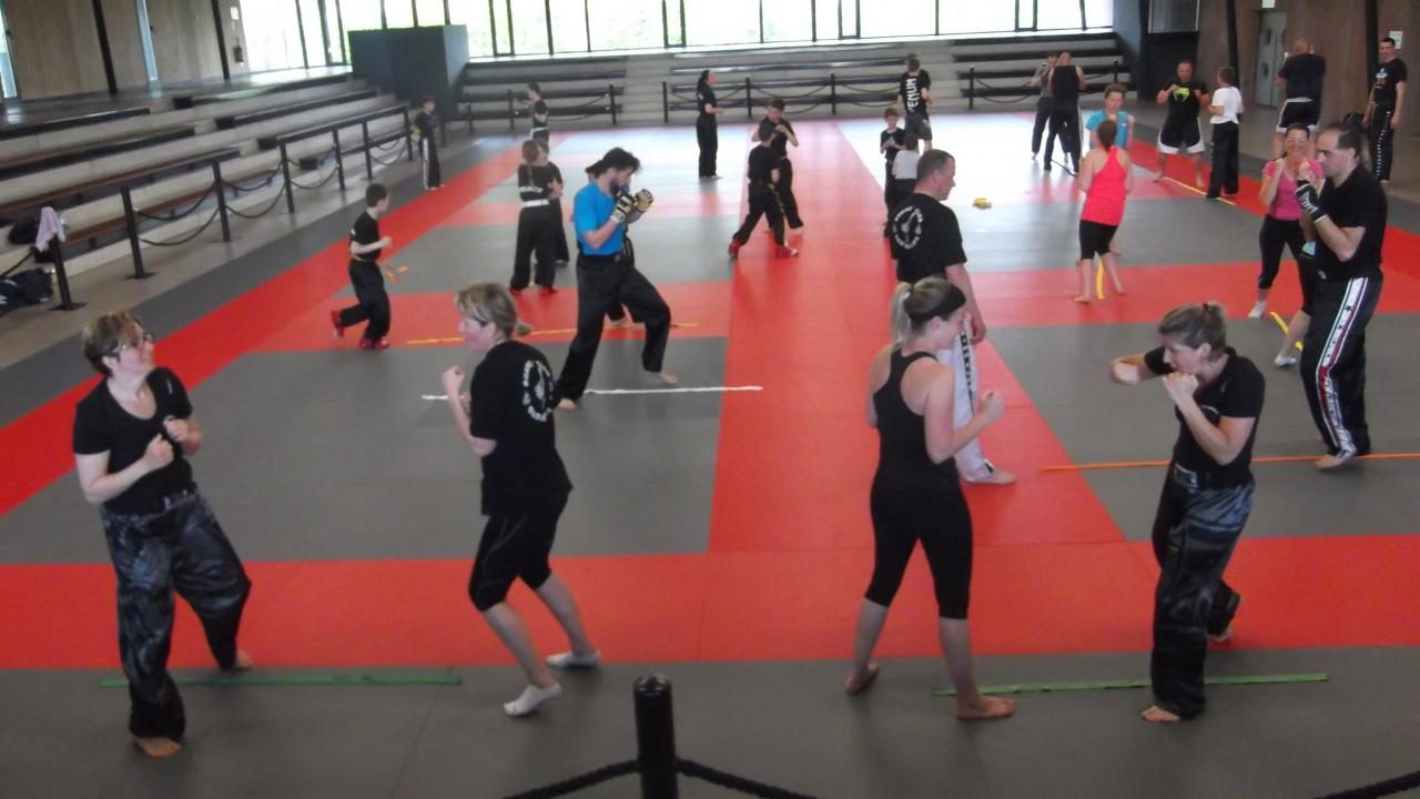 Entraînement collectif sur le tapis
