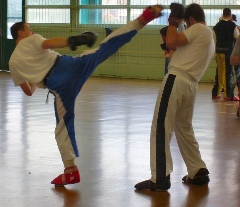 Samuel Lecourt, moniteur au Boxing Club Godervillais